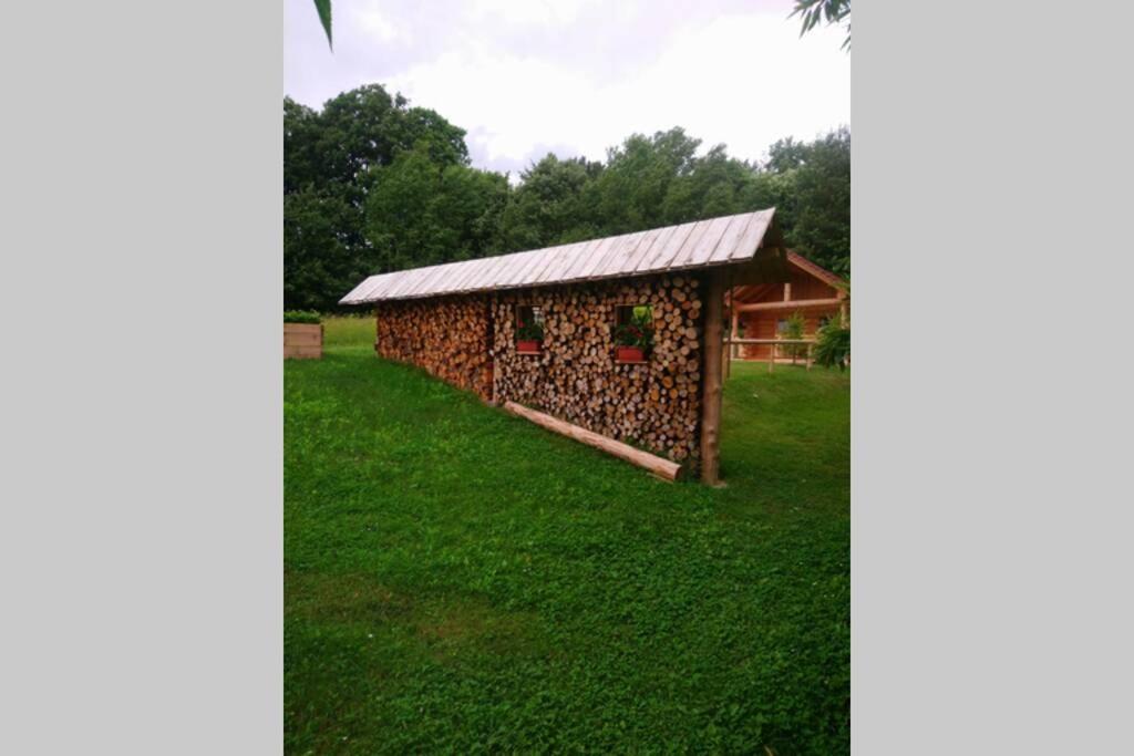 Hut At The Forest Male Brusnice Ngoại thất bức ảnh
